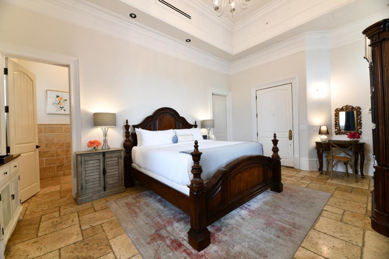 Kentucky Castle Hotel Versailles Ngoại thất bức ảnh