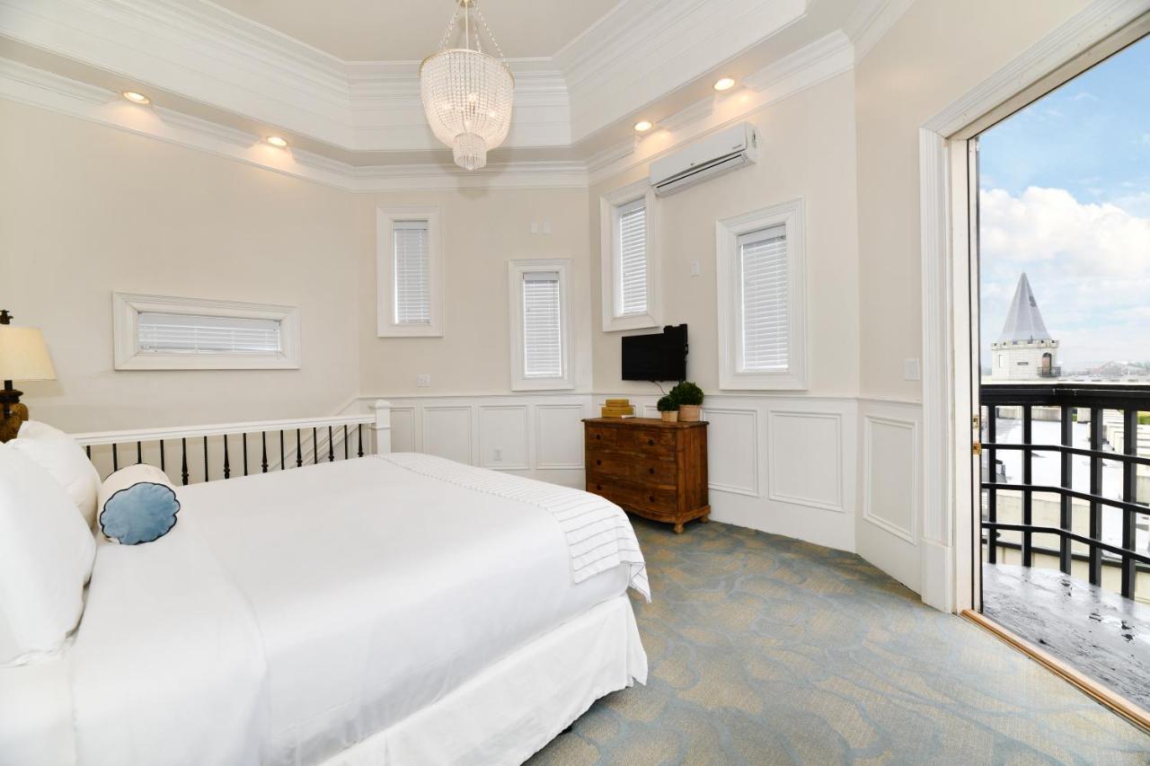 Kentucky Castle Hotel Versailles Ngoại thất bức ảnh