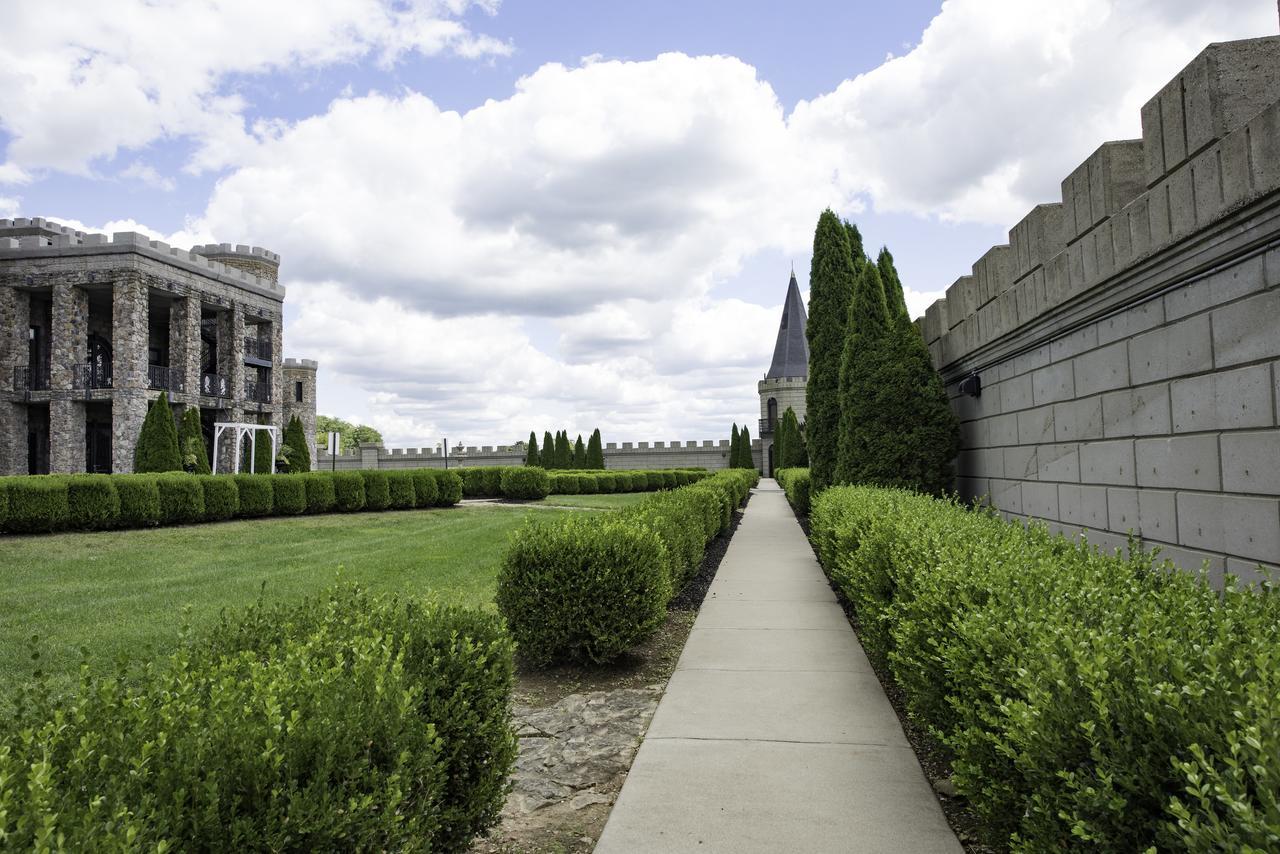 Kentucky Castle Hotel Versailles Ngoại thất bức ảnh