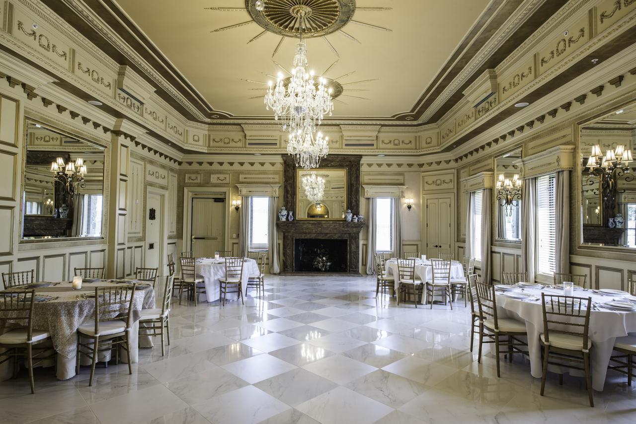Kentucky Castle Hotel Versailles Ngoại thất bức ảnh