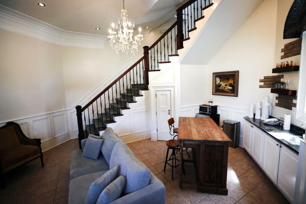 Kentucky Castle Hotel Versailles Ngoại thất bức ảnh