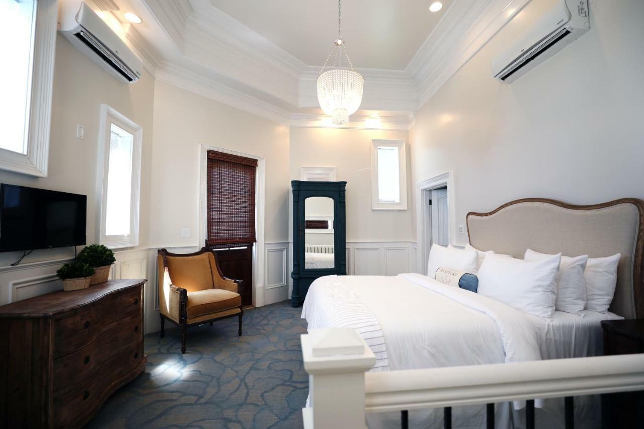 Kentucky Castle Hotel Versailles Ngoại thất bức ảnh