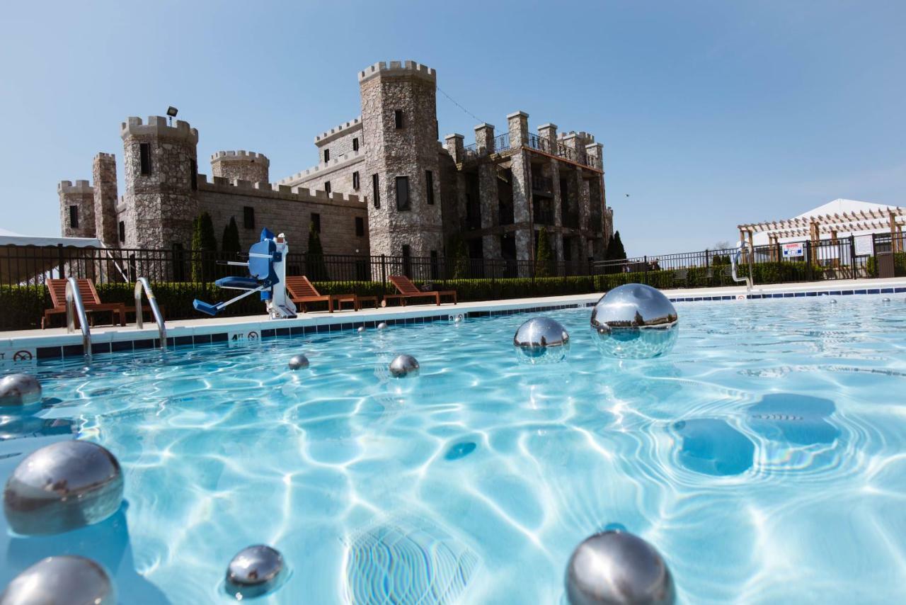 Kentucky Castle Hotel Versailles Ngoại thất bức ảnh