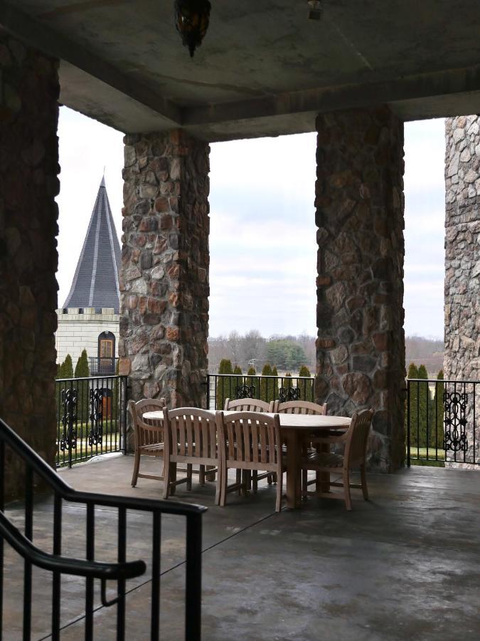 Kentucky Castle Hotel Versailles Ngoại thất bức ảnh